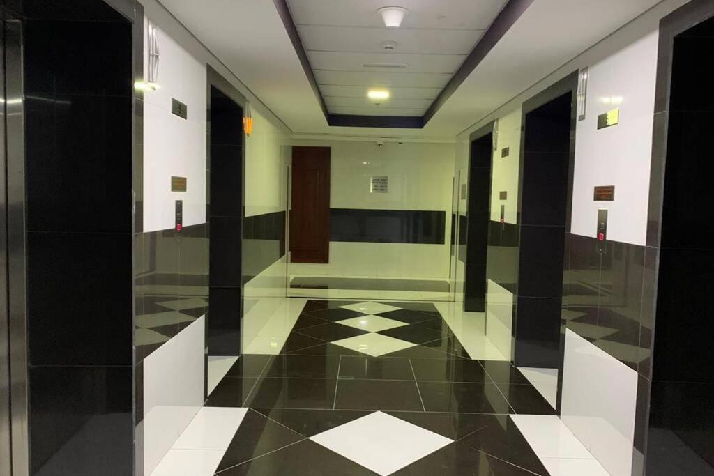 Cozy 2Bhk Near To Dmcc Metro Station -505 Leilighet Dubai Eksteriør bilde