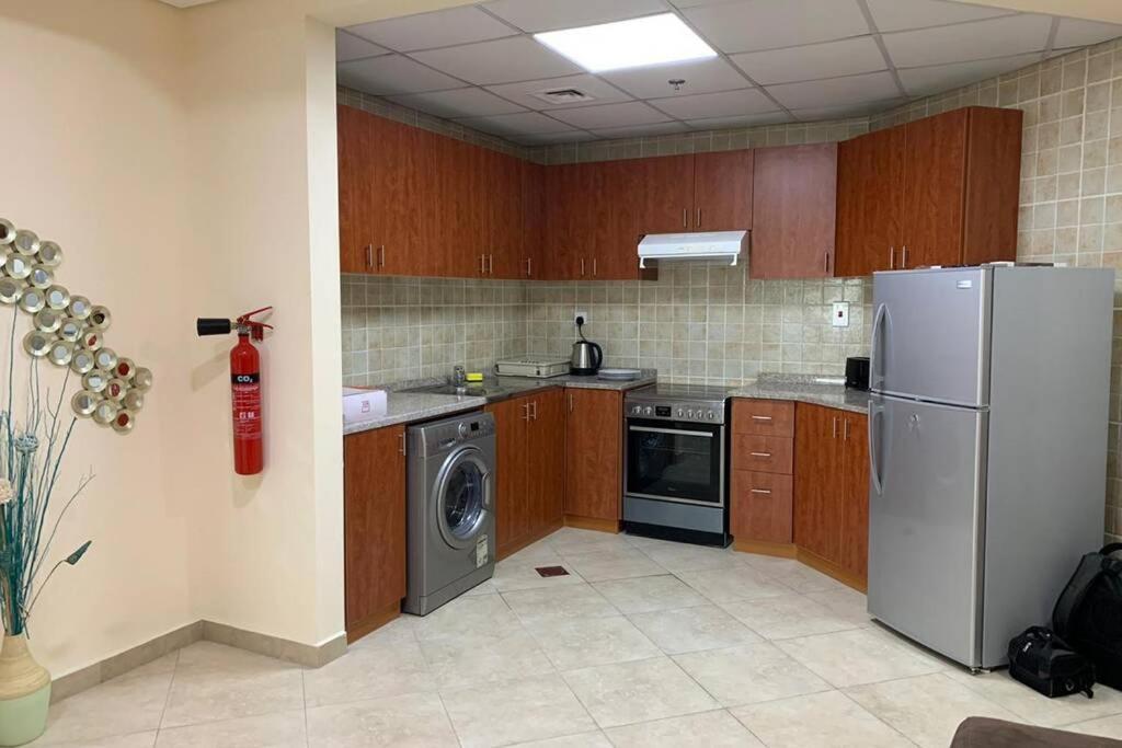 Cozy 2Bhk Near To Dmcc Metro Station -505 Leilighet Dubai Eksteriør bilde