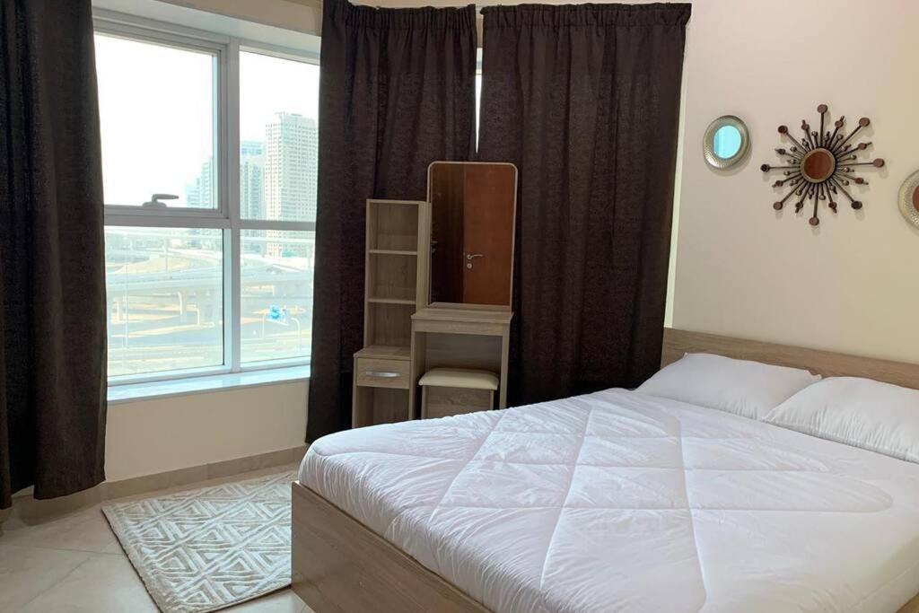 Cozy 2Bhk Near To Dmcc Metro Station -505 Leilighet Dubai Eksteriør bilde