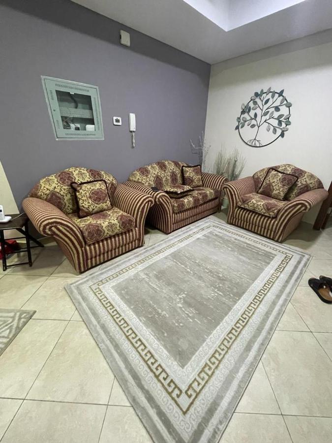 Cozy 2Bhk Near To Dmcc Metro Station -505 Leilighet Dubai Eksteriør bilde